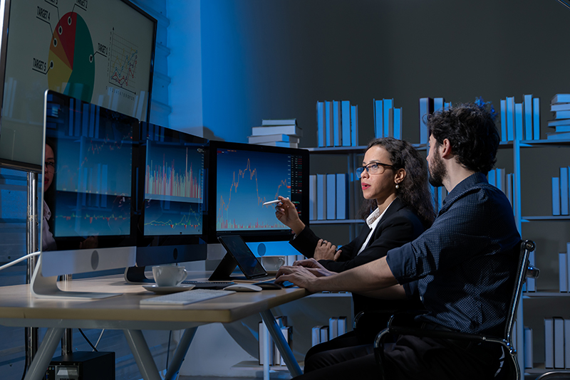 Data Mining Services for Smarter Decisions