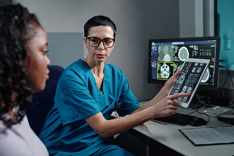 Comparing Digital Twins and Traditional Simulation in Healthcare Digital Twins and Traditional Simulation